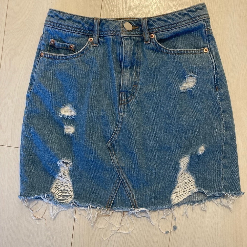 Size 0 H&M skirt​​​​​​​​​​​​